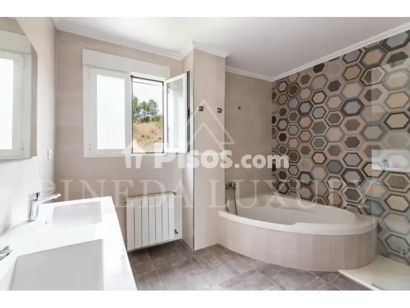 Salles de bain - Luxury Chalet with Sea Views in Los Monasterios
