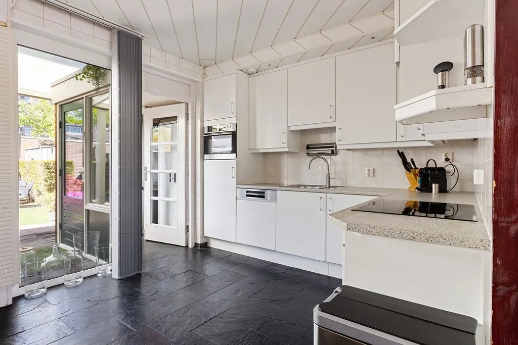 Cuisine - Characterful Semi-Detached House with Garden in Eindhoven