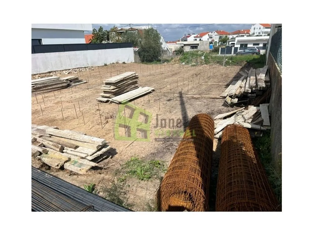 Jardin - New Detached House with Pool in Seixal
