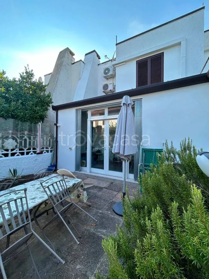 Terrass - Renovated Semi-Detached Villa with Garden in Comacchio