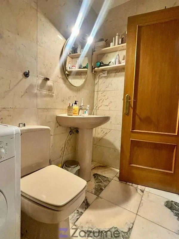 Salles de bain - Furnished Studio with Balcony in Gaztambide