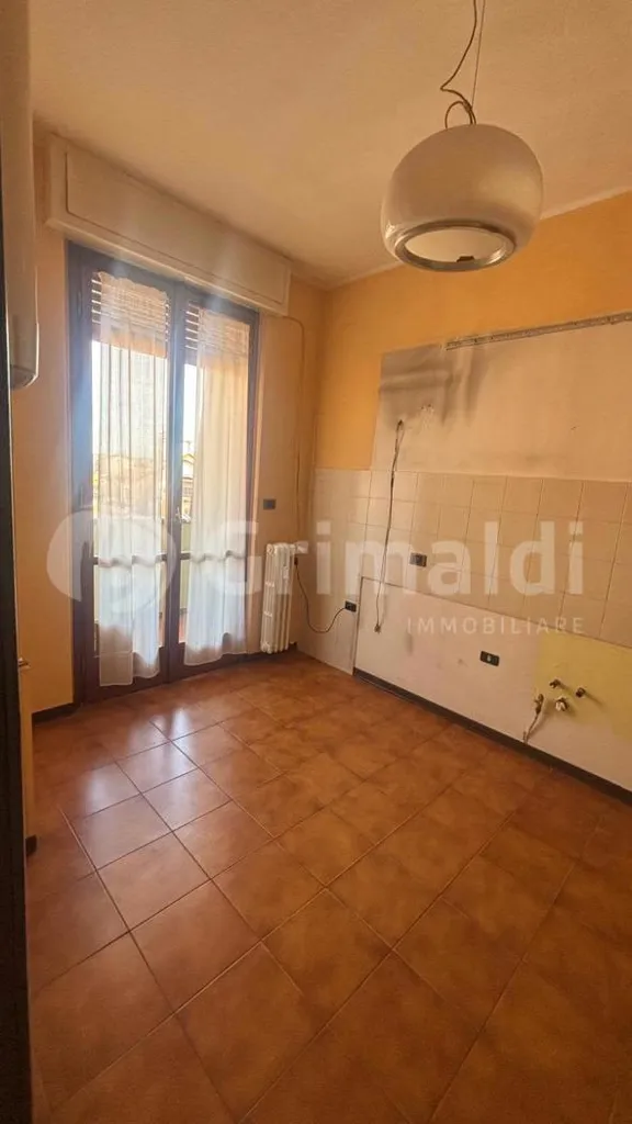 Elutuba - Apartment with Triple Aspect in Abbiategrasso