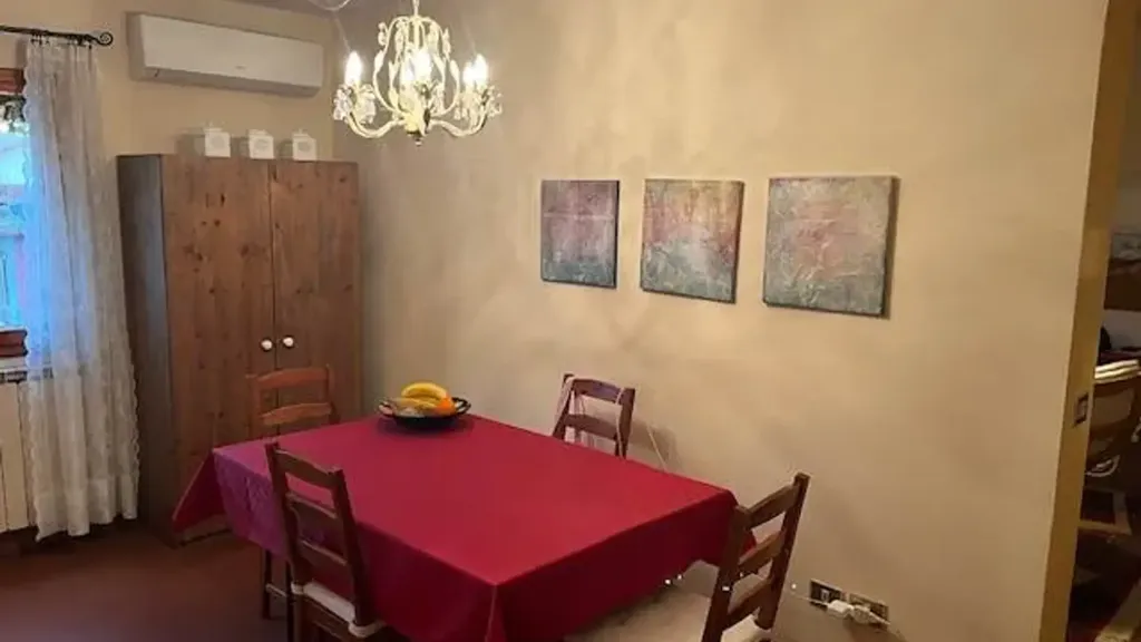 Sala da pranzo - Bright Apartment with Panoramic View in Florence