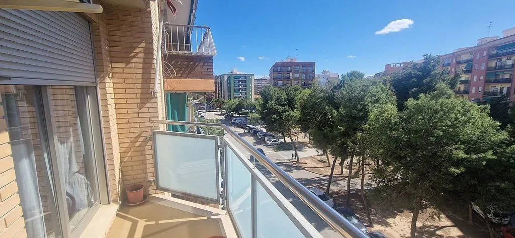 Balcon - Furnished Flat with Balcony in Valencia