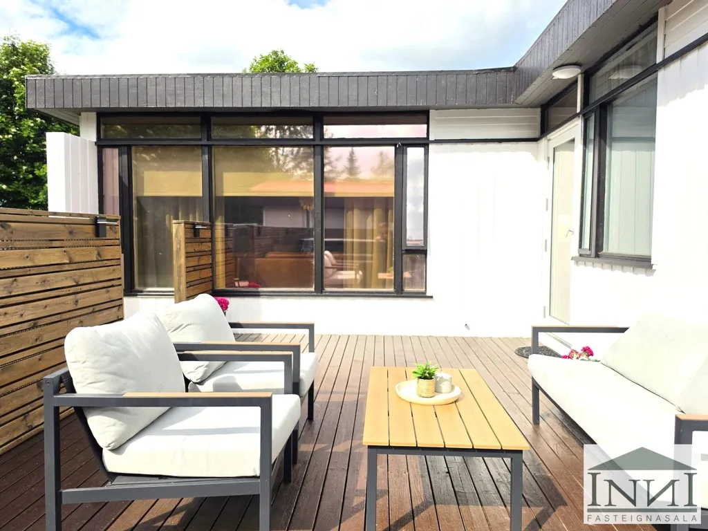 Terrazza - Single-Floor House with Garden in Laugavellir