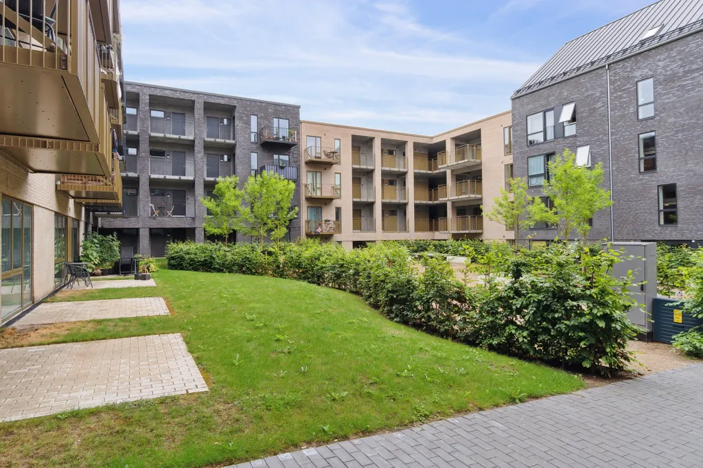Jardin - Modern Apartment with Garden Access in Aarhus