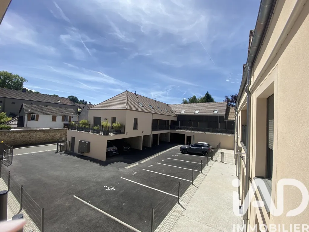 Extérieur - Duplex 3 Pièces avec Jardin à Epernon