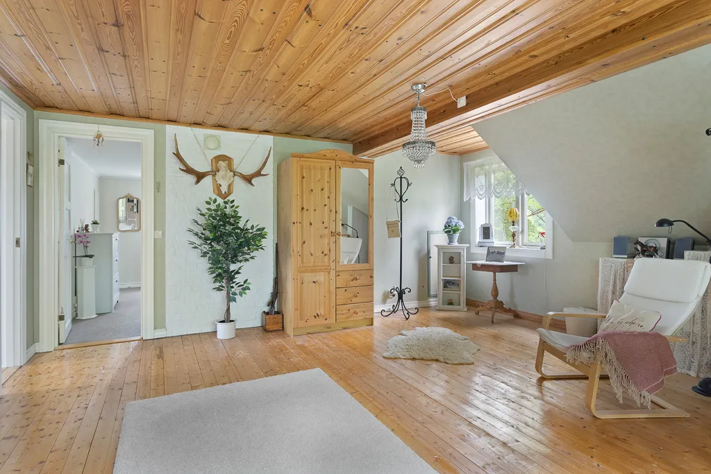 Bedrooms - Complete Horse Farm with Residence in Rural Area