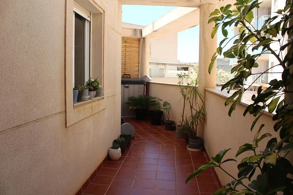 balcony