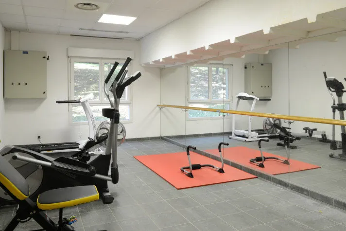 Pièces - Studio avec Accès Facile aux Transports à Paris