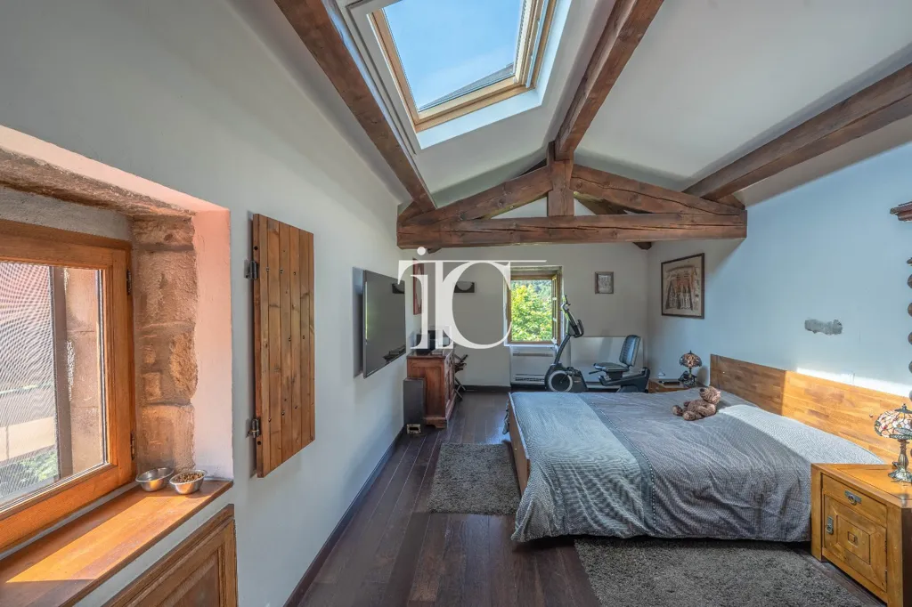 Chambres - Maison de Village en Pierre avec Piscine à Lablachère