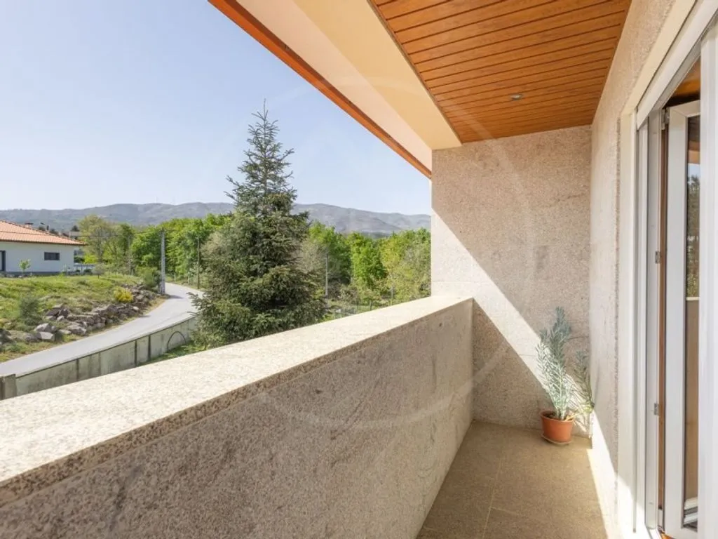 Rõdu - Luxury Villa with Garden in Adoufe, Vila Real