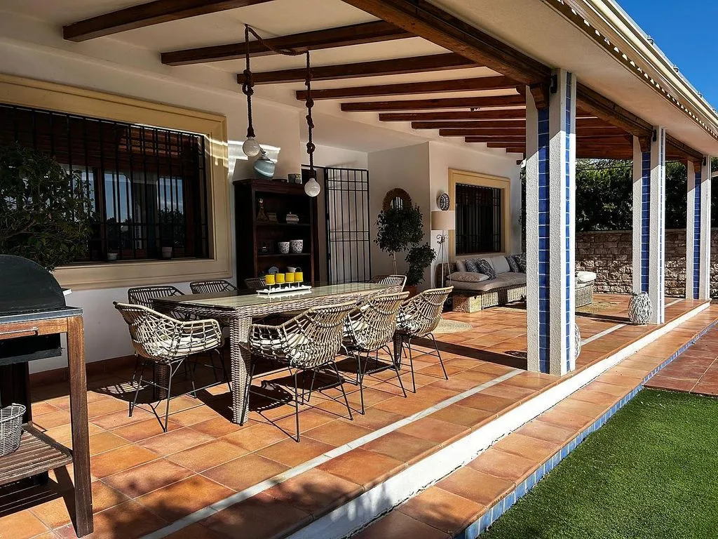 Terrasse - Chalet with Pool and Terrace in Alcolea