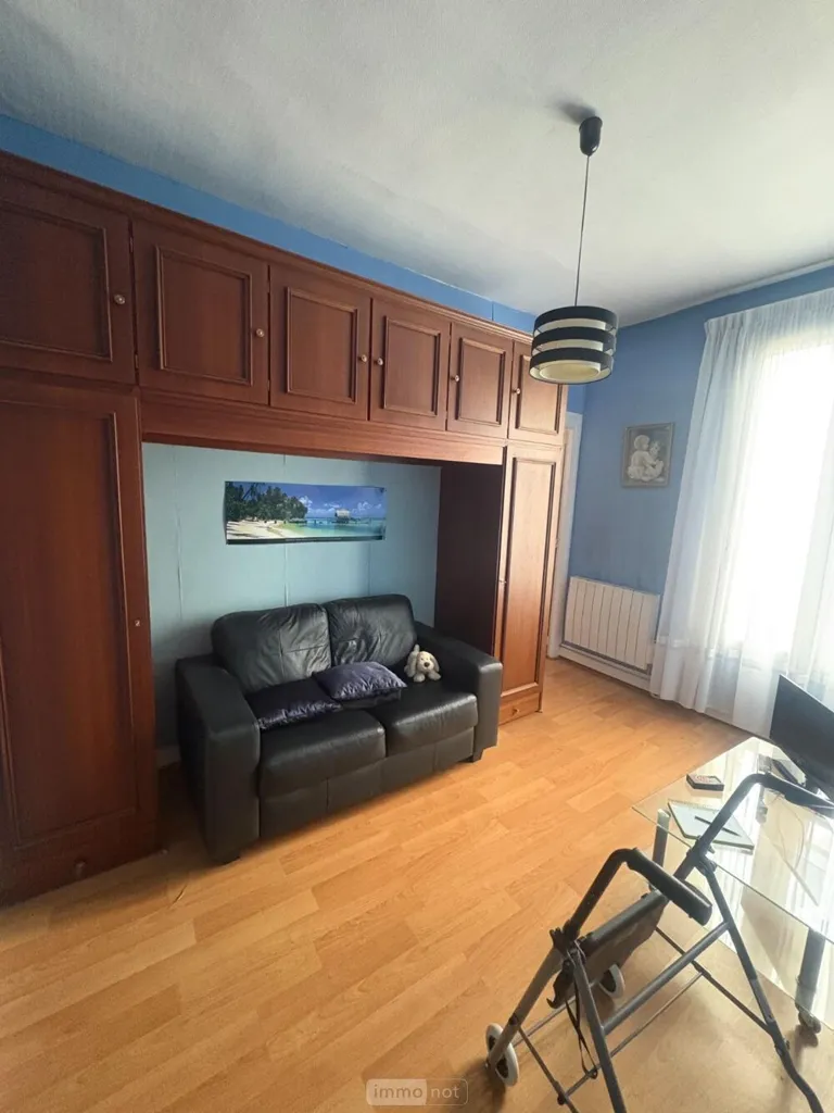 Séjour - Maison de 6 Pièces avec Balcon à Hauts-de-Seine