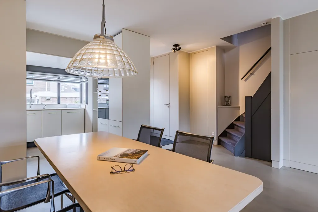 Salle à manger - Modern Tussenwoning with Water View in IJssel