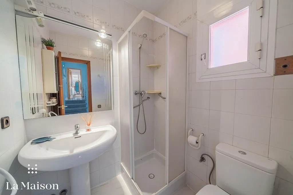Bathrooms - Luxury House with Pool in Arenys de Munt
