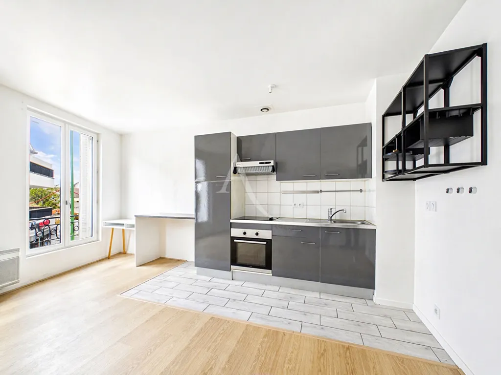 Cuisine - Appartement 2 Pièces avec Vue Ouest à Alfortville