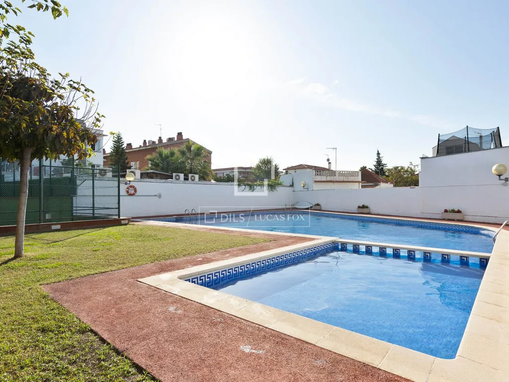 Piscine - Penthouse with Terrace in Castelldefels
