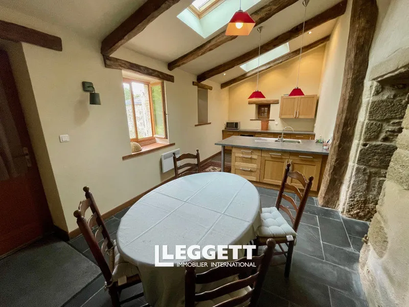 Salle à manger - Maison en Pierre Rénovée avec Jardin à Limerzel