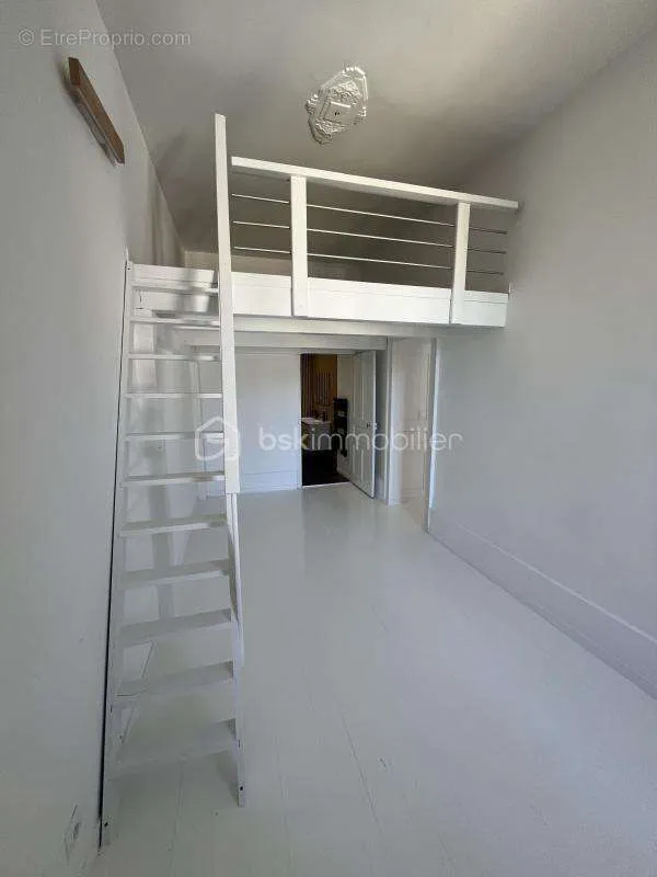 Stanze - Bright T2 Apartment with Balcony in Quiet Area