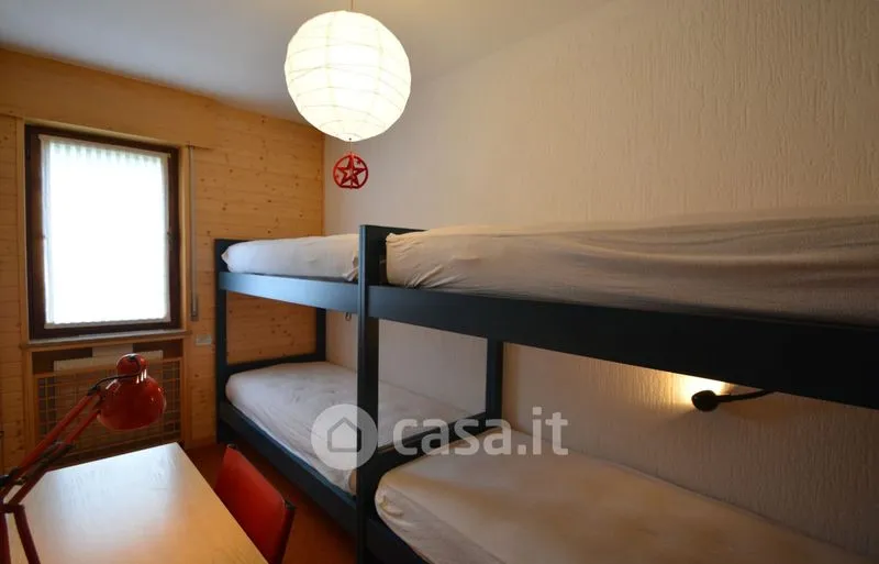 Chambres - Three-Bedroom Apartment with Balcony in Gallio