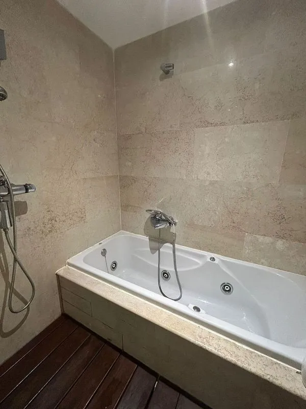 Vannitoad - Apartment with Pool and Terrace in La Duquesa