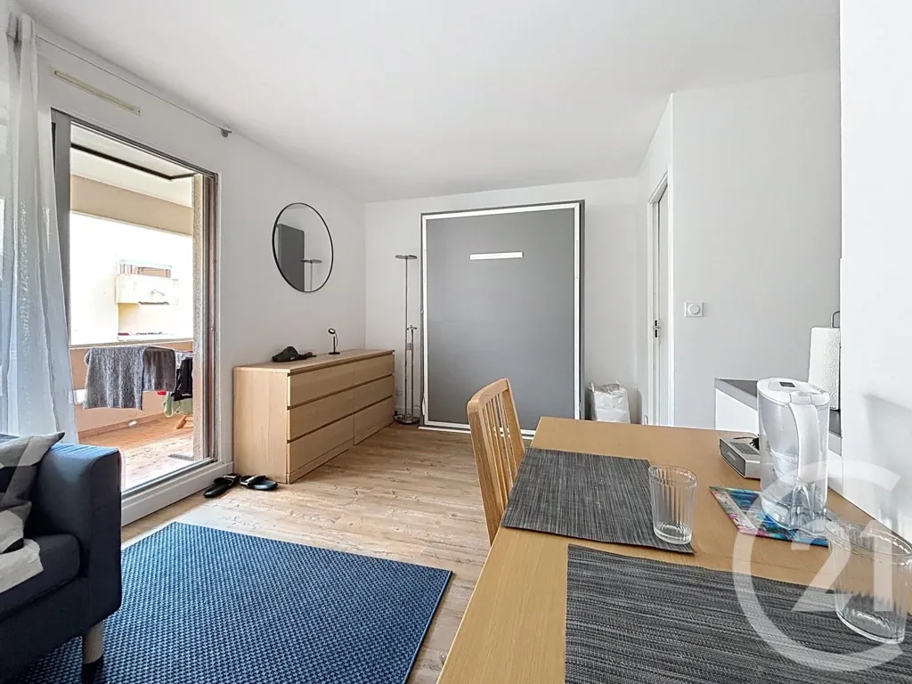 Séjour - Studio Meublé avec Terrasse Sud à Montpellier