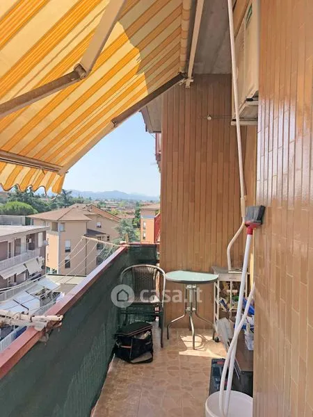 Balcone - Apartment with Balcony and Garage in Voghera