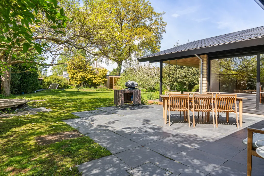 Terrace - Modernised Johan Christensen Villa in Hareskovby