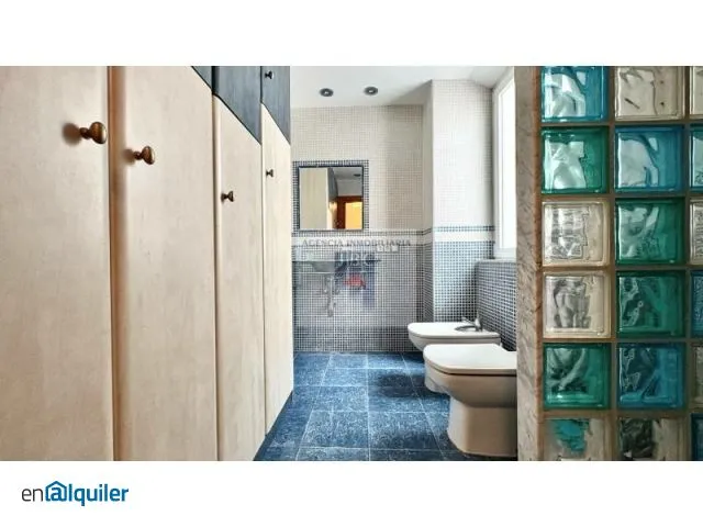 Salles de bain - Studio with Balcony in Ensanche Area