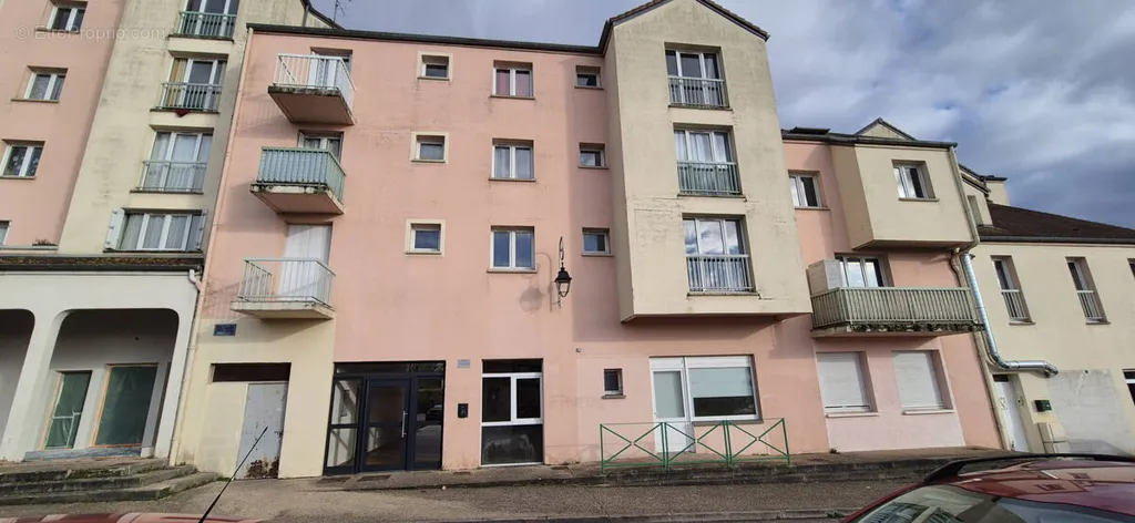 Extérieur - Appartement avec Parking dans Résidence Sécurisée