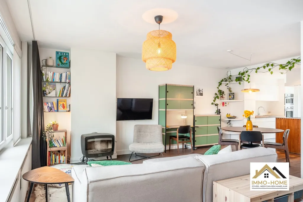 Séjour - Appartement de 3 Chambres avec Terrasse à Sint-Amandsberg