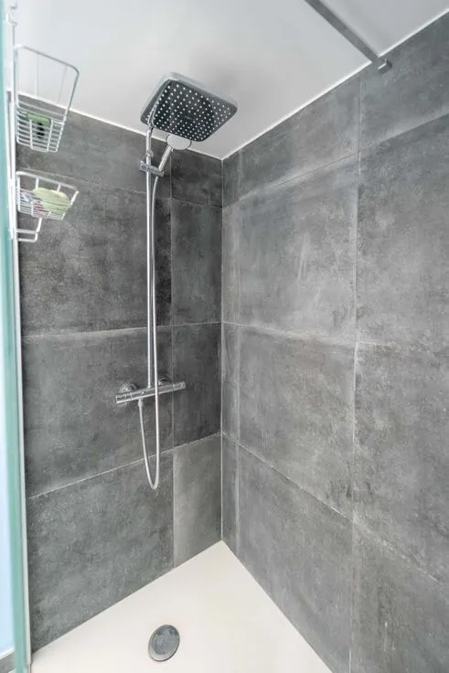 Salles de bain - Chambre dans Colocation avec Salle de Sport à Louvain-la-Neuve