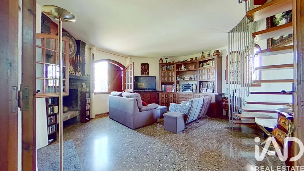 Elutuba - Round House with Garden in Roda de Barà