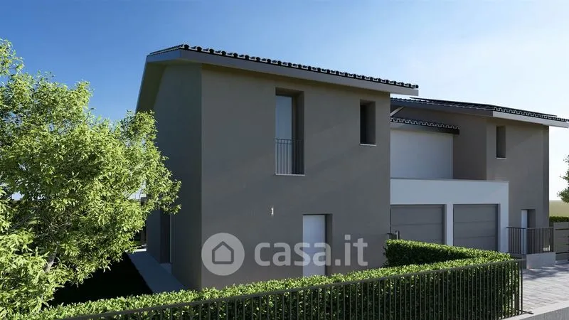 Bifamiliare with Private Garden in Brendola