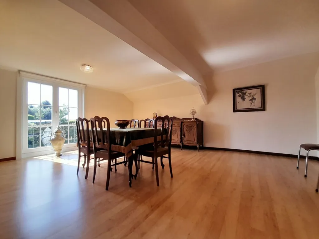 Söögituba - Open Plan House with Garden in Brakel