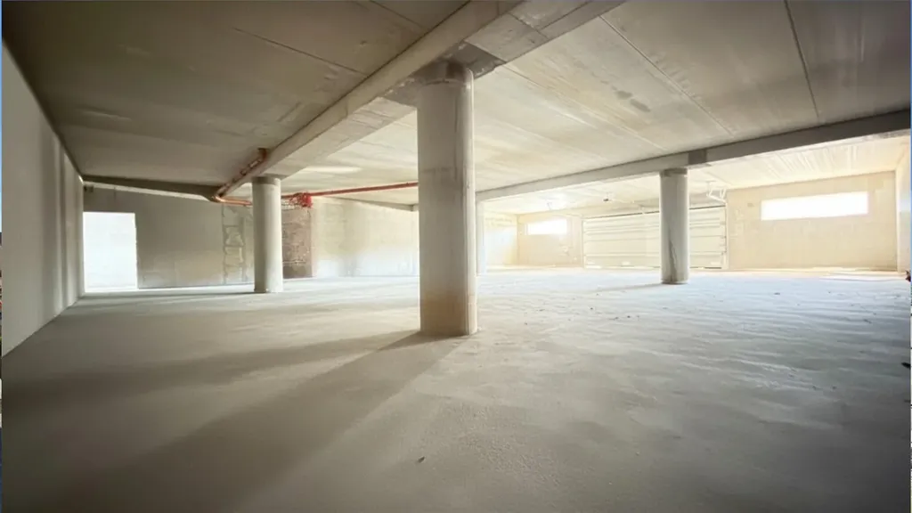 Toad - 4-Bedroom Apartment with EV Charging in Kaunas