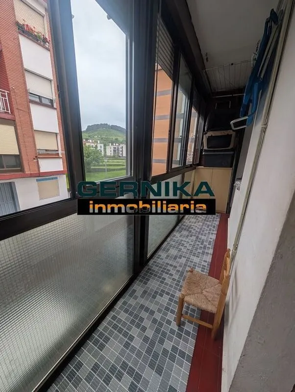 Rõdu - 3-Bedroom Apartment with Balcony in Gernika-Lumo