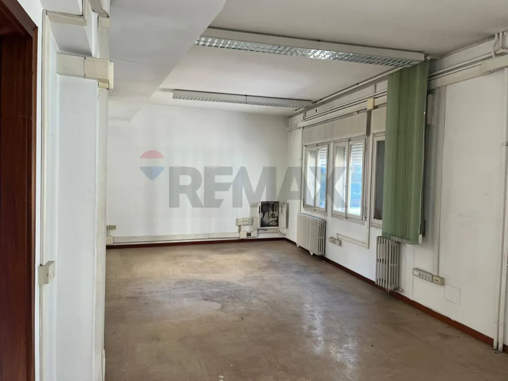Toad - Office with Terrace in Mestre, Venice