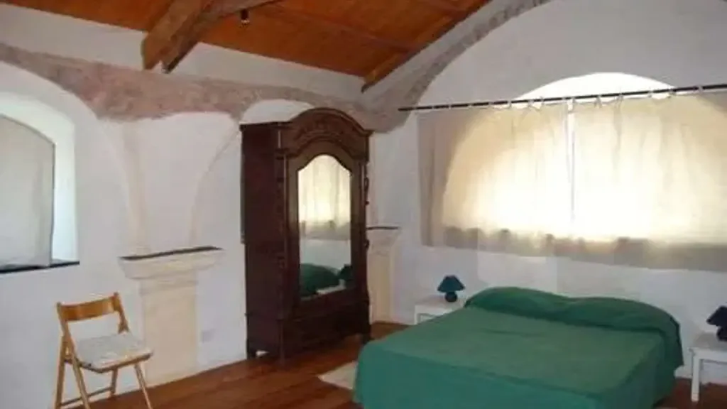 Chambres - Historic Villa with Private Garden in Leca D'Albenga