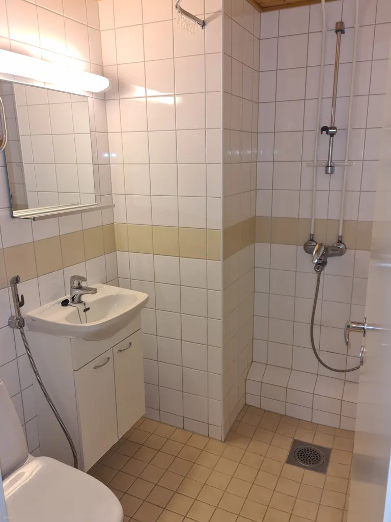 Bagni - Modernised Studio Flat in Mukkula, Lahti