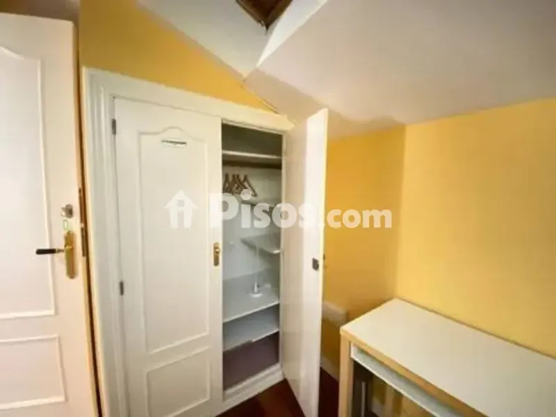 Pièces - Penthouse with Cathedral Views in Historic Centre