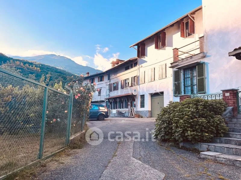 Extérieur - Twin-Storey Apartment with Lake View in Netro