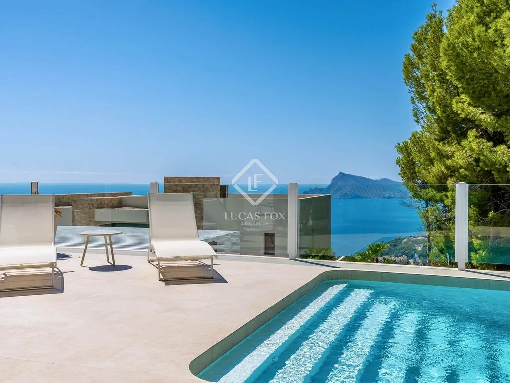 Piscine - Luxury Villa with Sea View in Altea