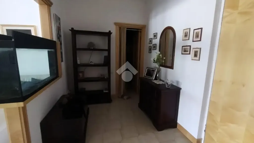 Entrée - Spacious Apartment with Balcony in Castrolibero