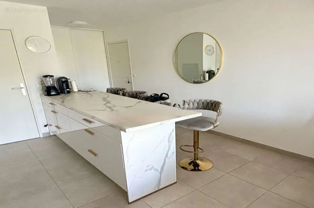 Cuisine - Appartement T3 avec Terrasse à Rognac