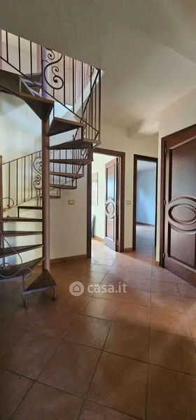 Pièces - Semi-detached House with Garden in Mascali
