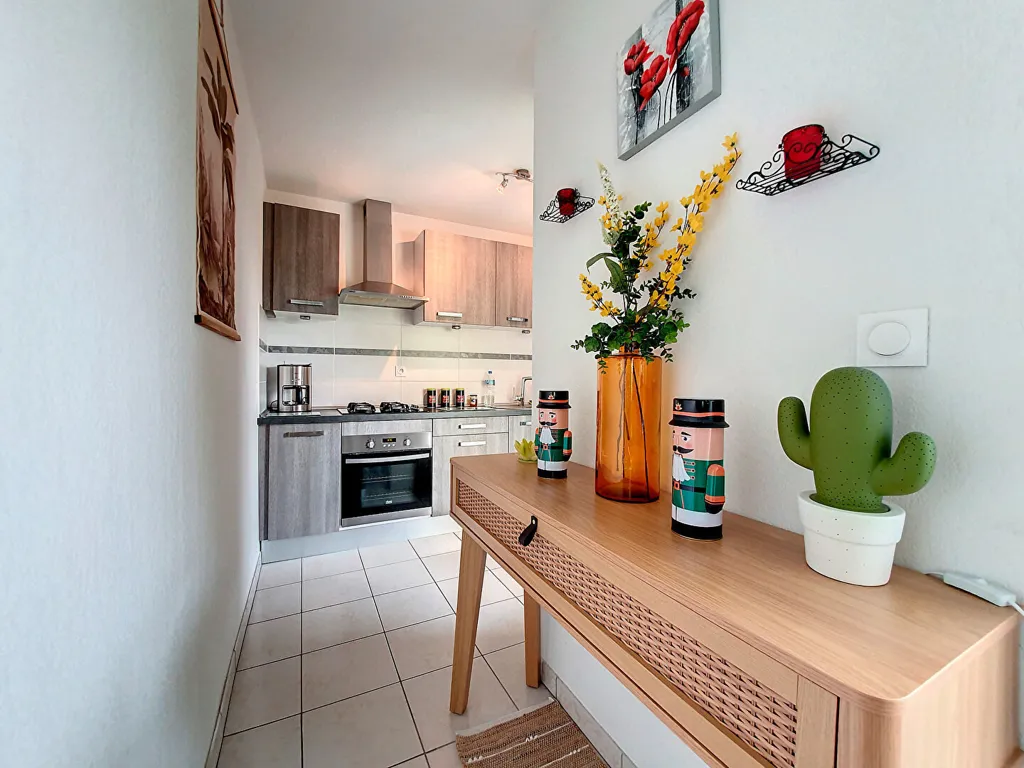 Esik - T3 Flat with Terrace in Péchabou
