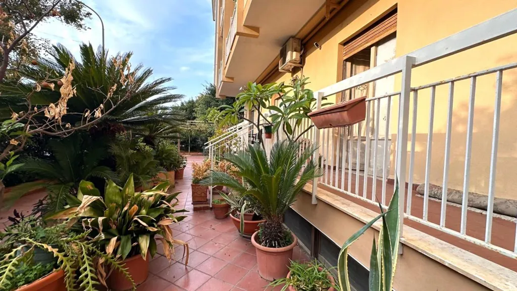 Balcon - Spacious Apartment with Private Garden in Palermo