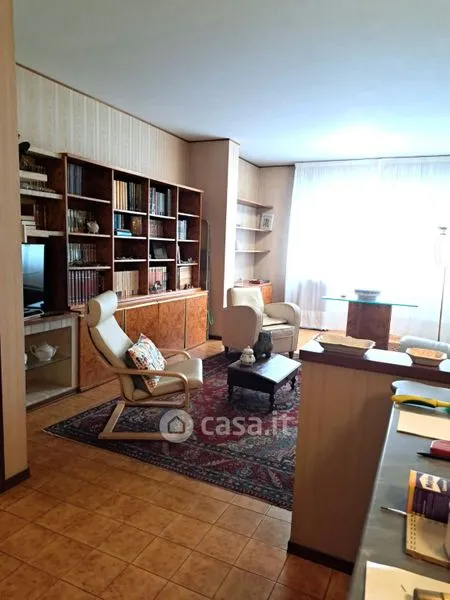 Studio - Fully Furnished Flat with Balcony in Novara